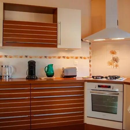 Avalon Sud Ardeche * 格罗斯皮埃雷斯